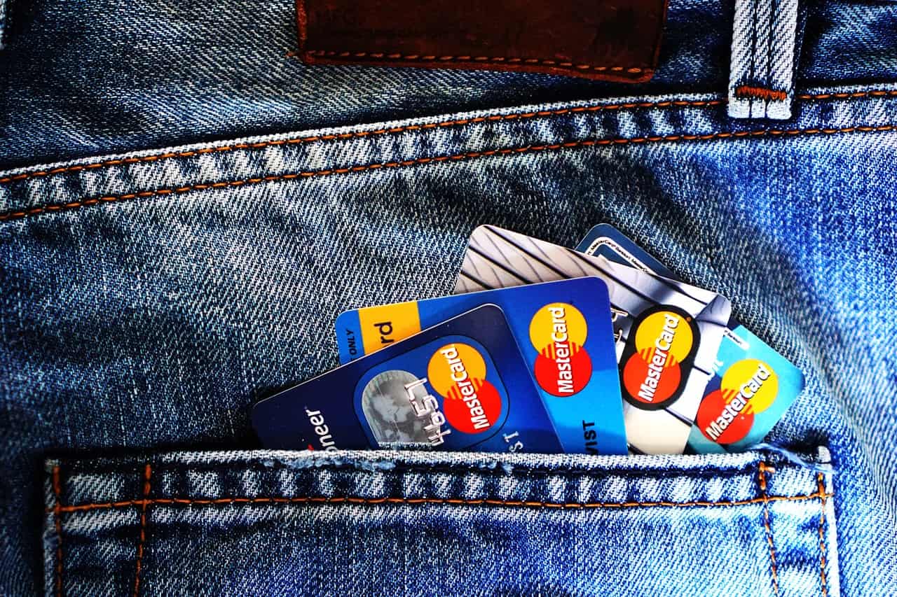 credit cards in back pocket of jeans